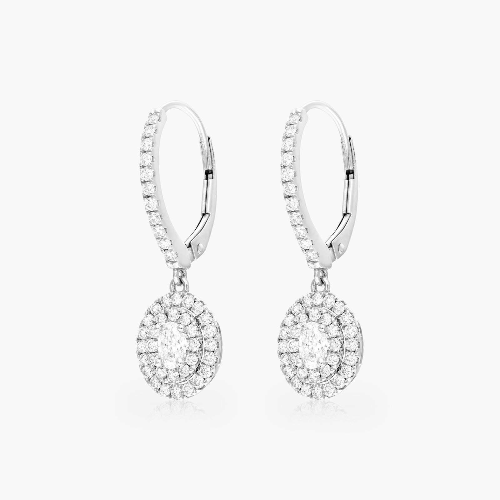 halo diamond earrings in gold with diamonds