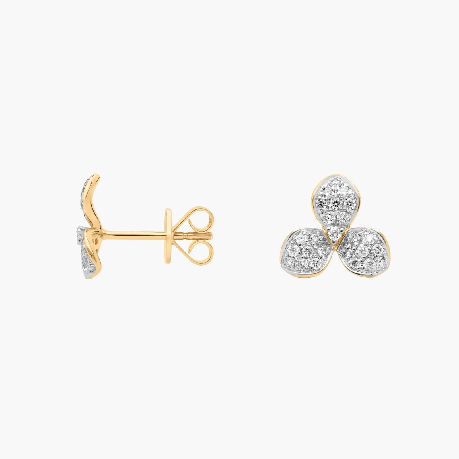 halo diamond earrings in gold with diamonds