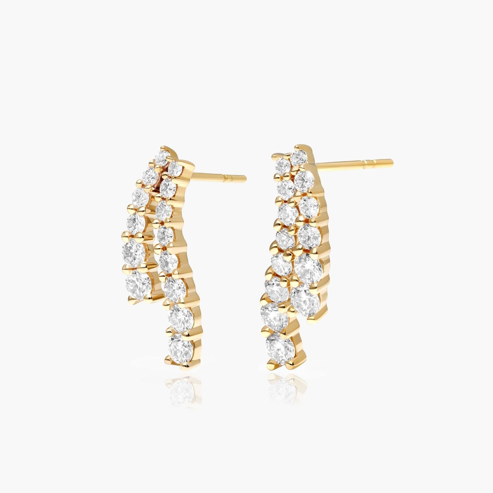 halo diamond earrings in gold with diamonds