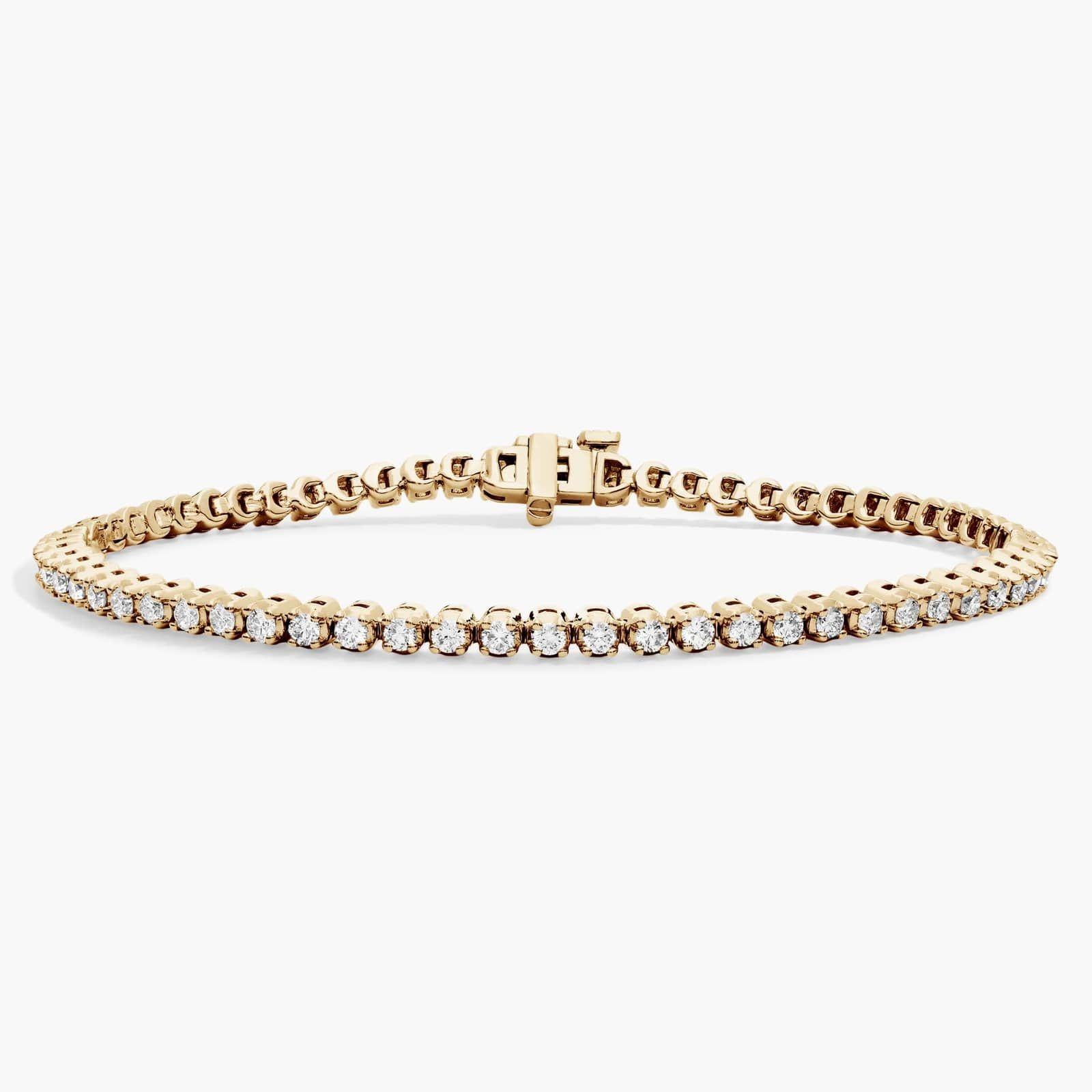 classic diamond bracelet in gold with diamonds