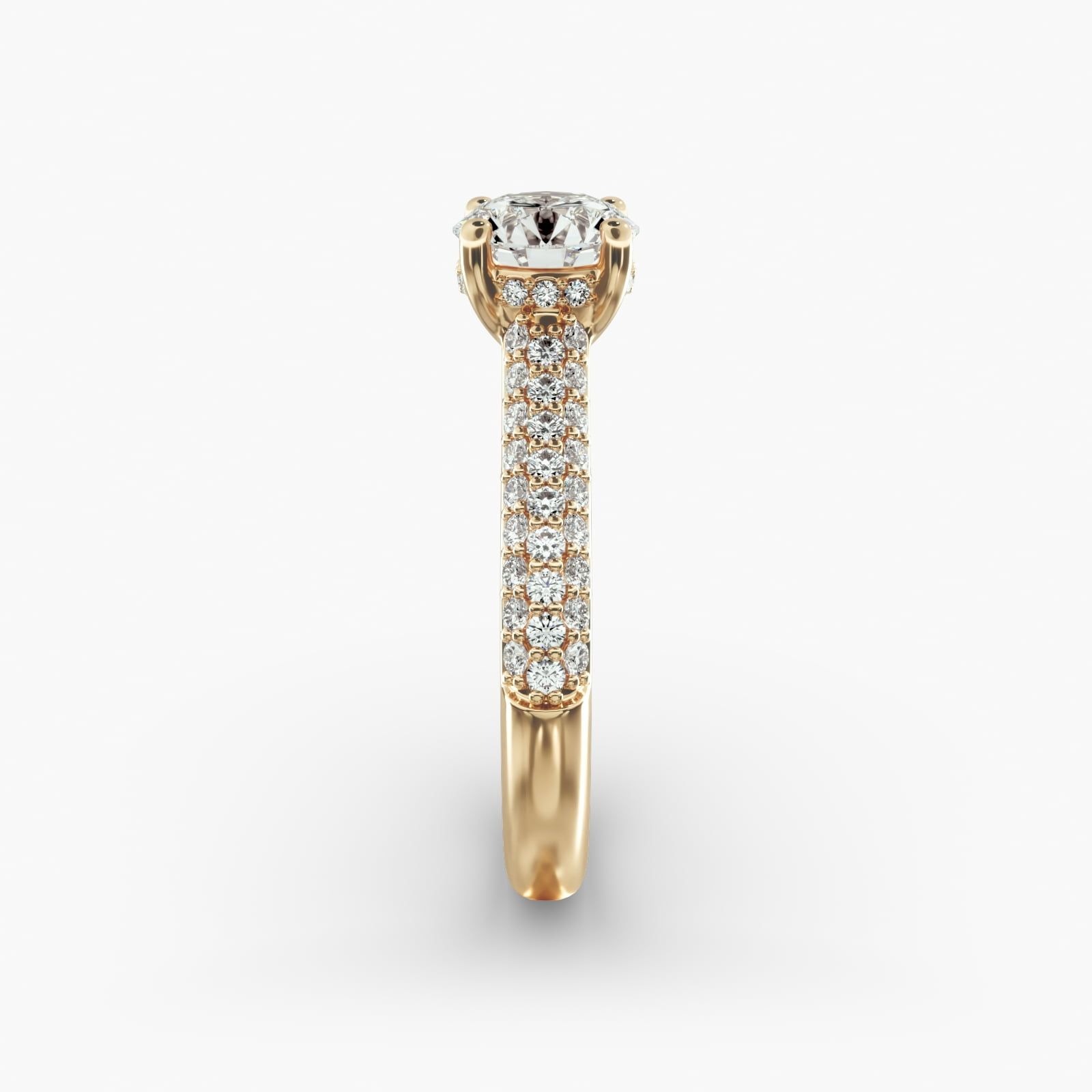 halo diamond ring in gold with diamonds
