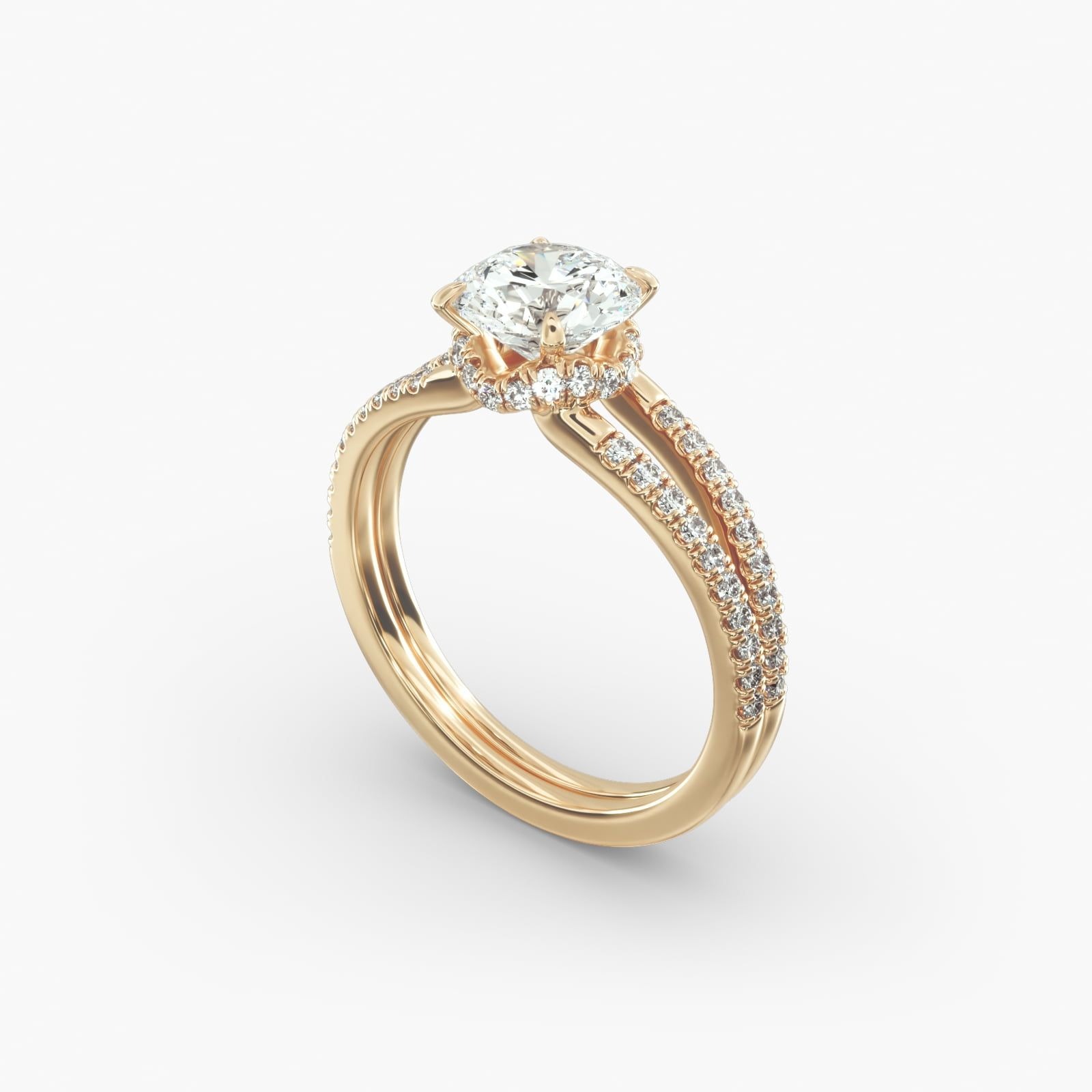 halo diamond ring in gold with diamonds