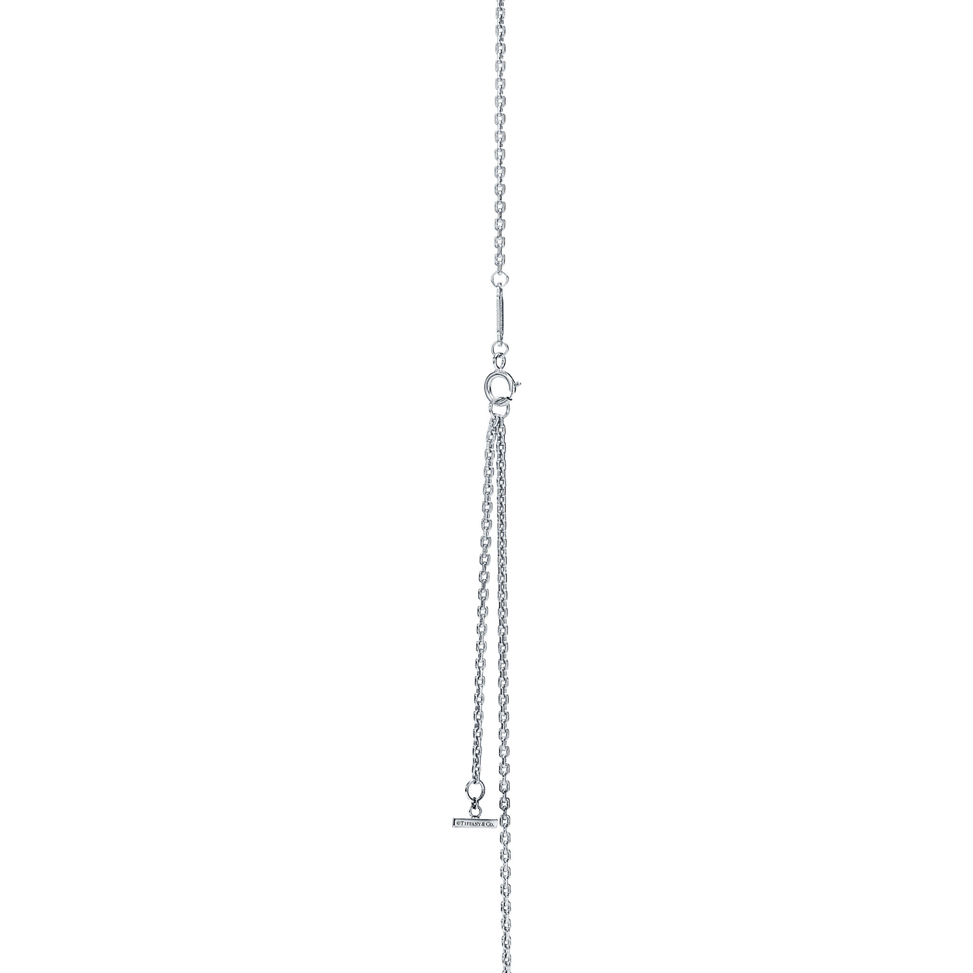 classic diamond pendant in gold with diamonds