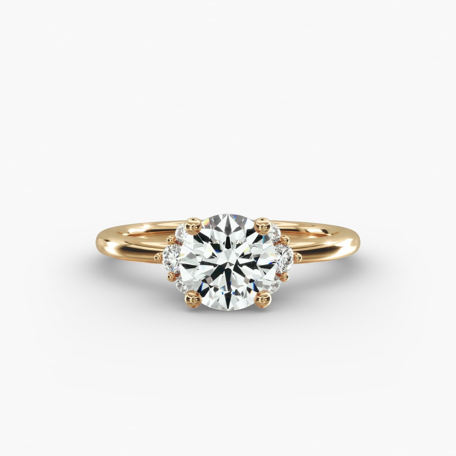 cluster diamond ring in gold with diamonds