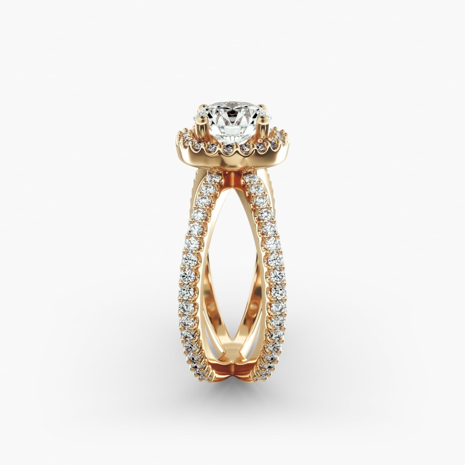 halo diamond ring in gold with diamonds