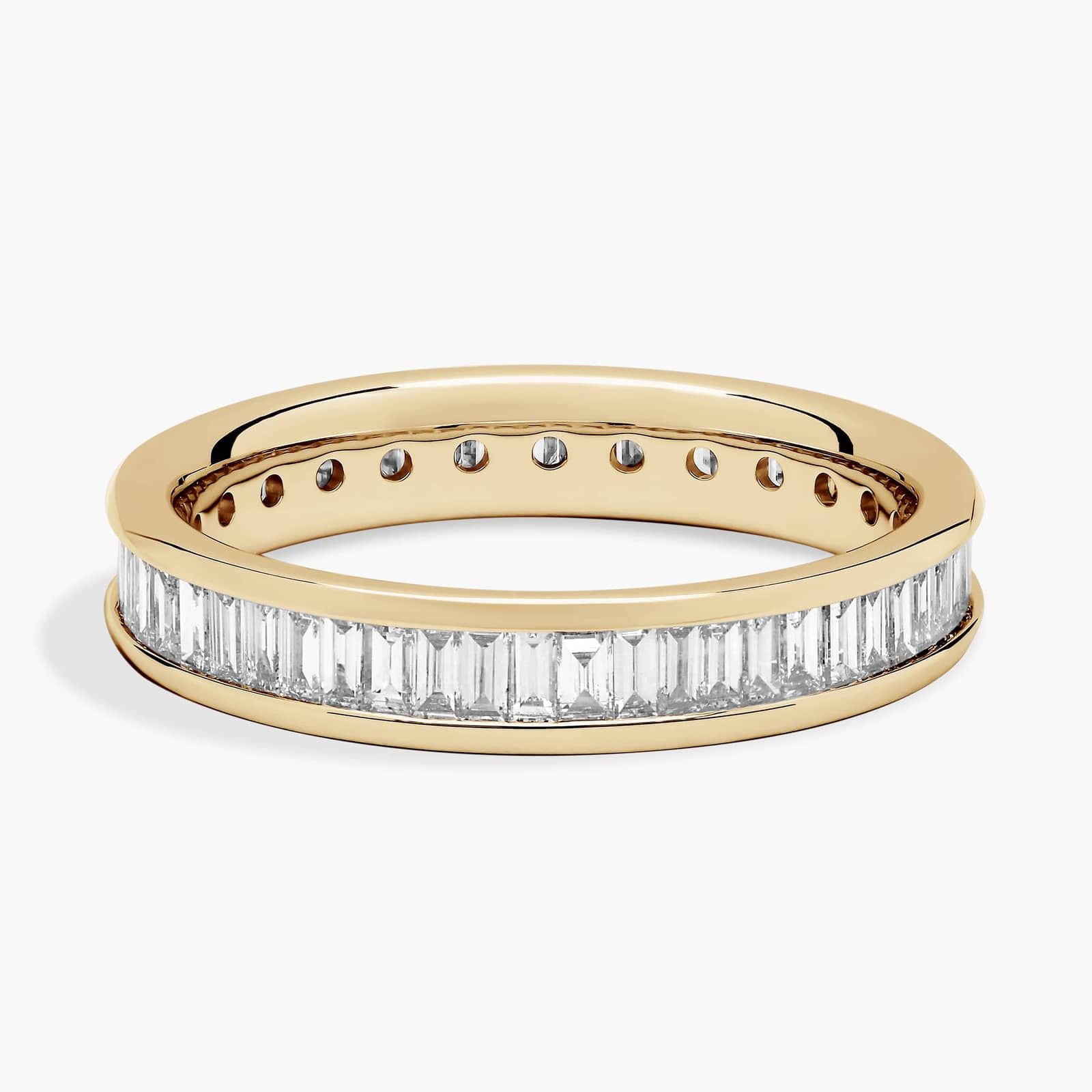 baguette diamond jewellery in gold with diamonds