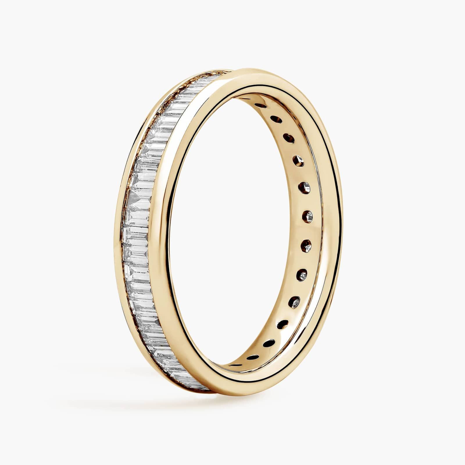 baguette diamond jewellery in gold with diamonds