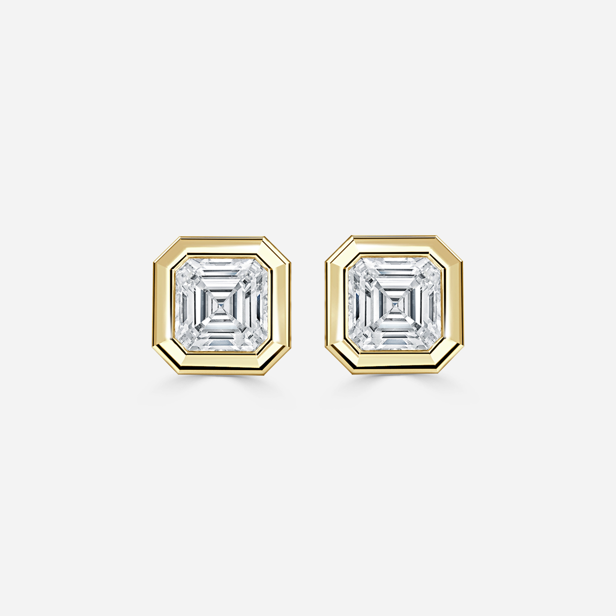 classic diamond jewellery in gold with diamonds