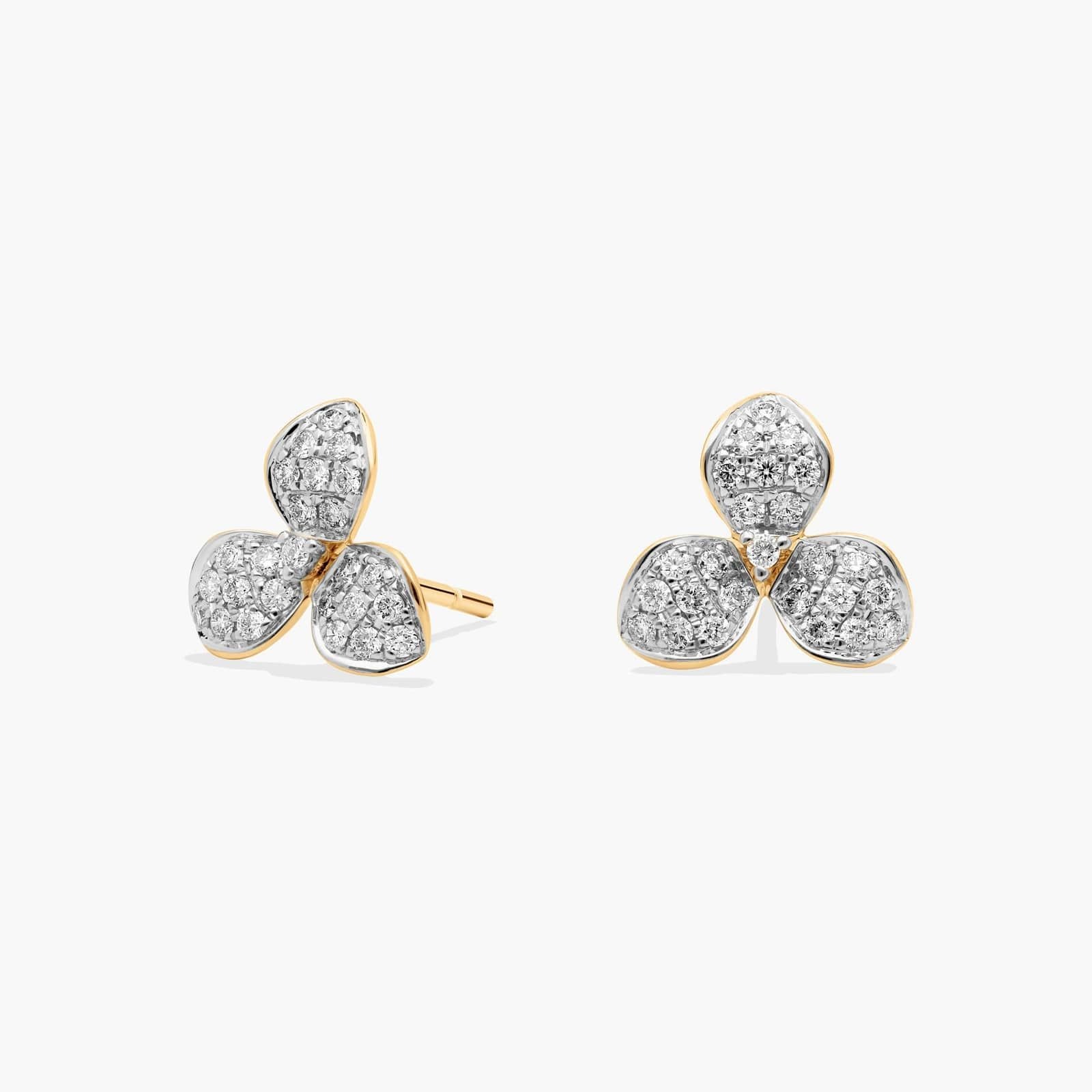 halo diamond earrings in gold with diamonds