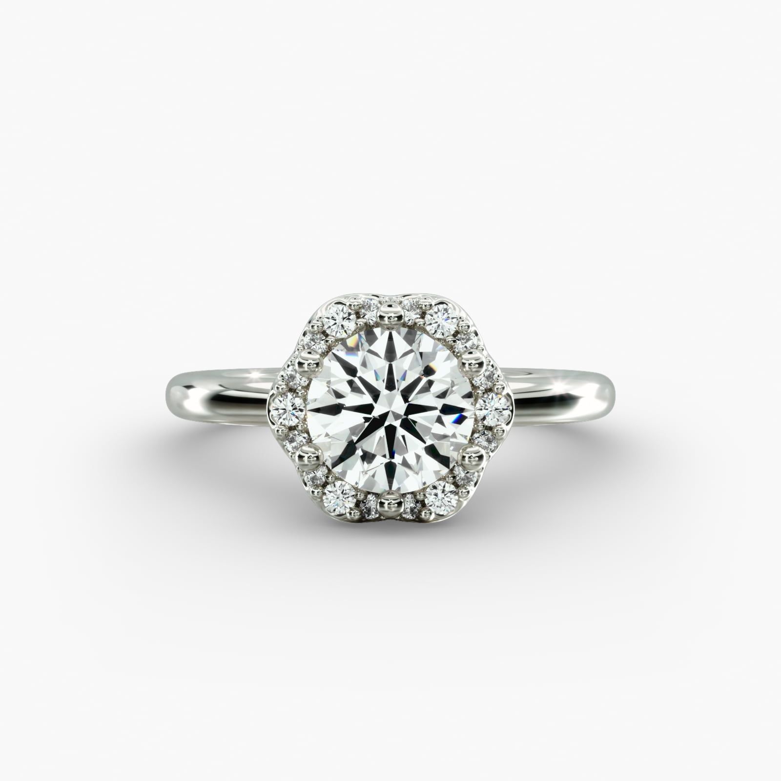 halo diamond ring in gold with diamonds